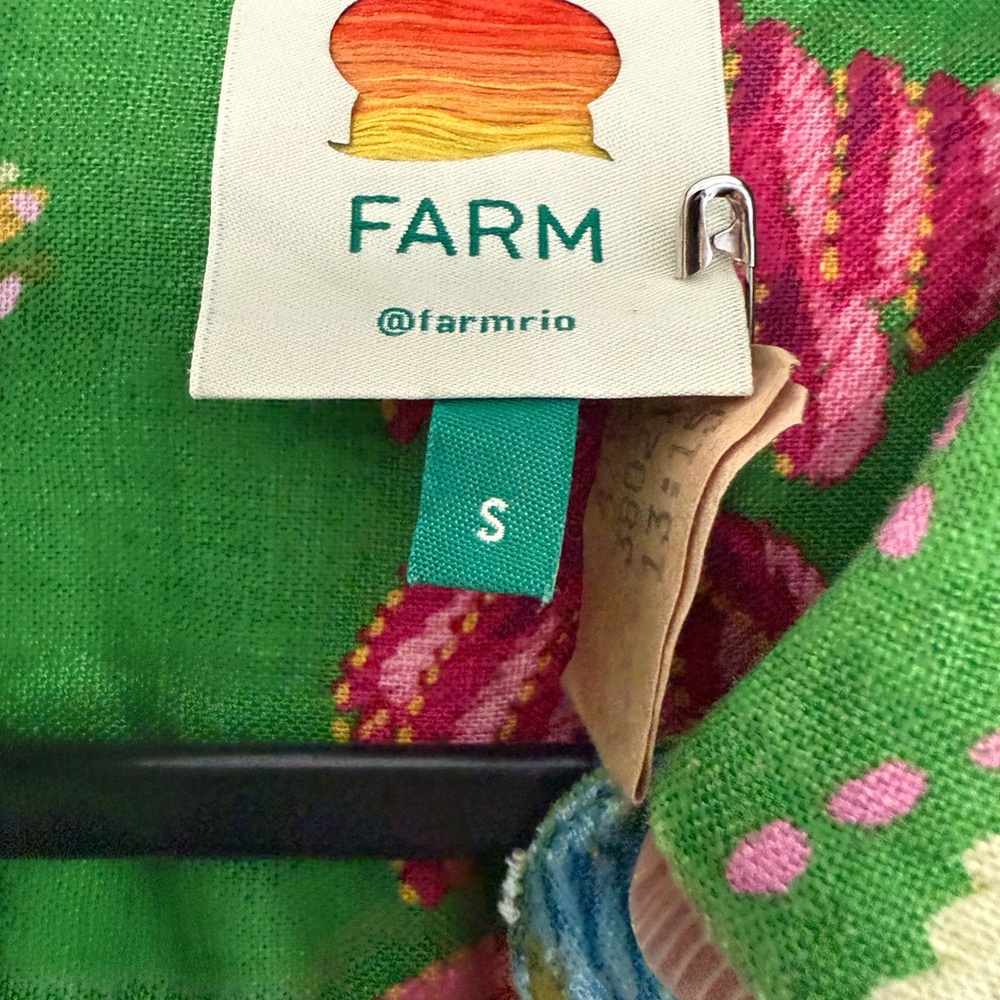 FARM Rio Linen Banana Leaf Romper (shorts) - Picture 4 of 5